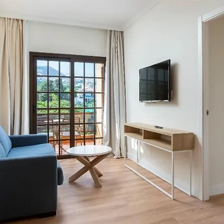 Отель Aluasoul Orotava Valley - Adults Only